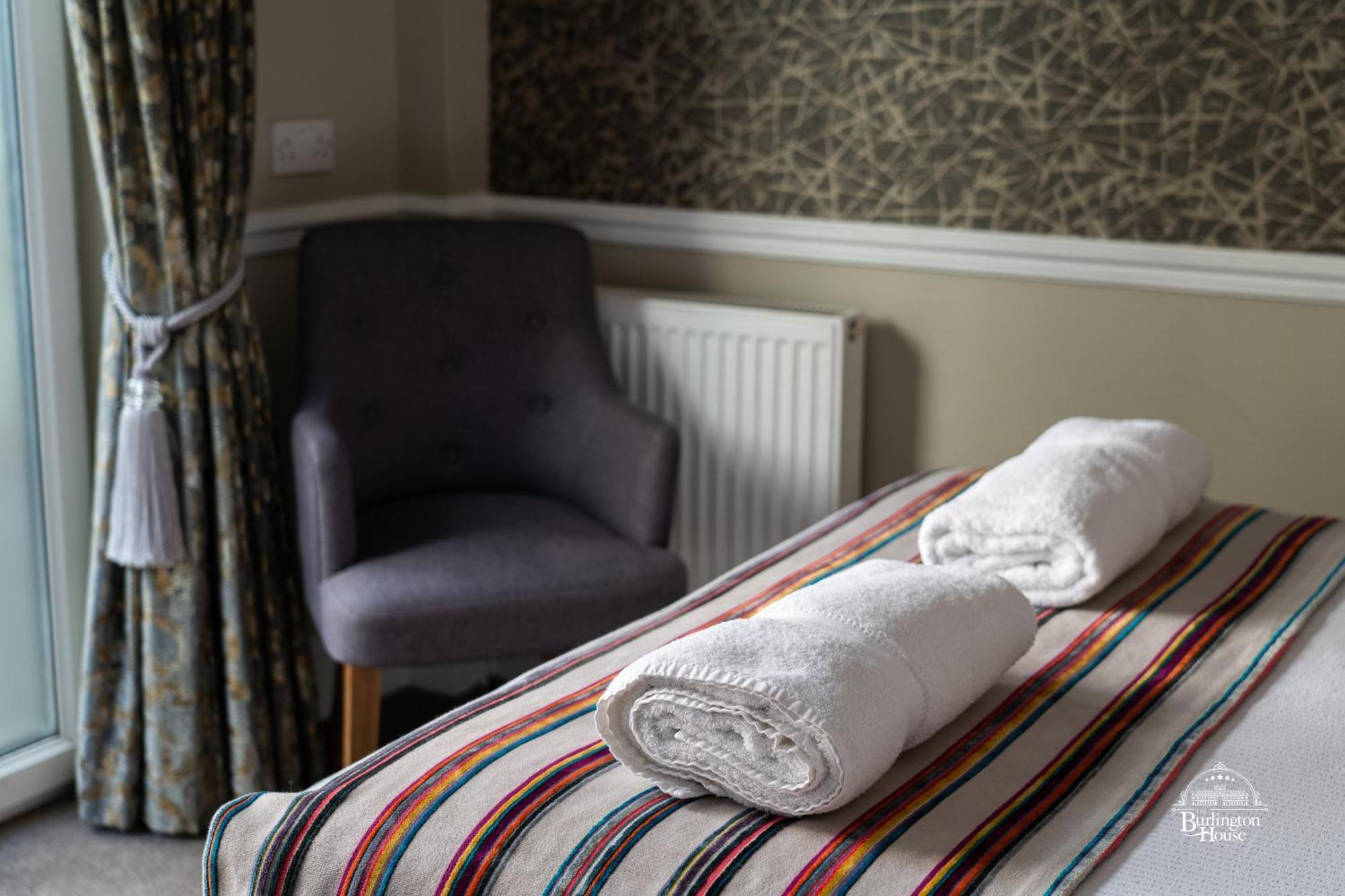 Bed and Breakfast Burlington House Boutique Oksford Pokój zdjęcie A massage table